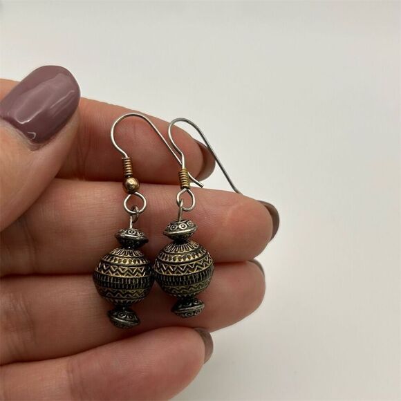 Boho Silver & Gold Tone Ball Dangle Earrings Lightweight Intricate Design - Picture 5 of 8